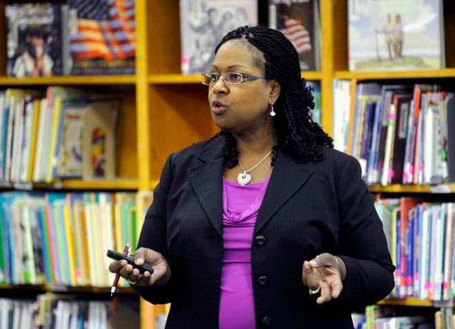 Peoria District 150 Superintendent Grenita Lathan speaks to parents during a Parents as Leaders (PALS) session Thursday night at Kellar Primary School.