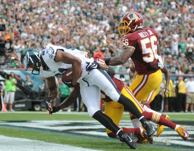 Jordan Matthews (81) scores a touchdown during their game at Lincoln Financial Field on Sunday, September 21, 2014. The Eagles won 37-34 over Washington.