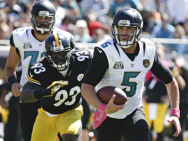 Jacksonville quarterback Blake Bortles runs during Sunday's game against Pittsburgh.