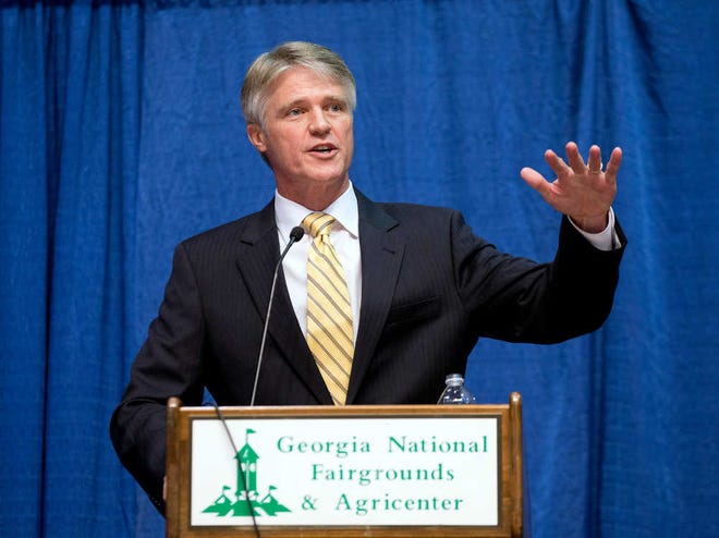 Georgia Libertarian candidate for governor Andrew Hunt speaks during a gubernatorial debate, Tuesday, Oct. 7, 2014, in Perry, Ga. (AP Photo/David Goldman)