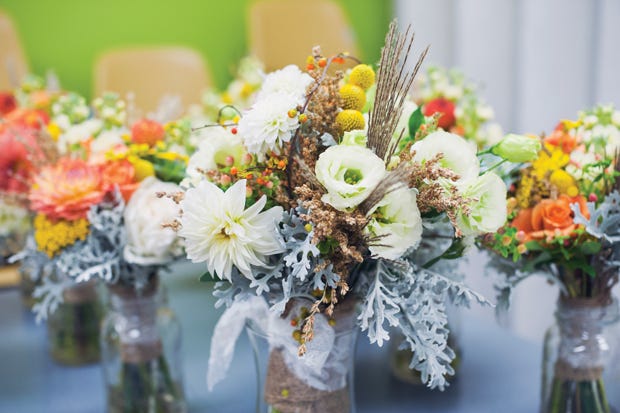 Nicole Ford chose rustic bouquets from Sunny Meadows Flower Farm.