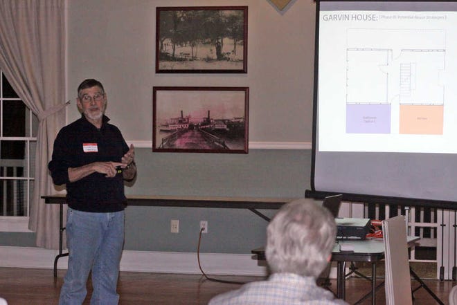 Scott Thompson/Bluffton Today Fillmore Wilson, historic materials specialist for Meadors Conservation, discusses Bluffton's Garvin House during a public meeting Monday night.