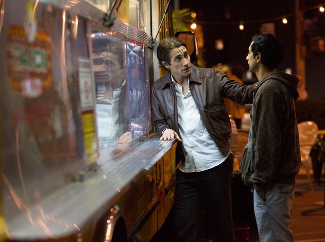 Jake Gyllenhaal stars in "Nightcrawler."