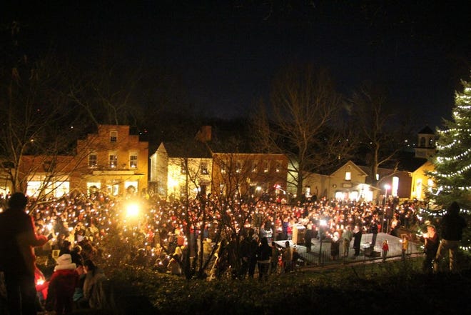 The Historic Roscoe Village will host its Christmas Candle Lightings on Dec. 6, 13 and 20.