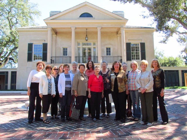 Fifteen Gonzales Garden Club members with two guests enjoyed the tour of Longue Vue House and Gardens. Front row: Cynthia Cagnolatti, Loretta Ramirez, Mabel Savoy, Lorraine Gautreau, Marilyn Rice, and Cathy Venable. Back Row: Conchita Richey, Guest Norma Bertaut, Weezie Cashat, Pat Mouton, Jamie Trisler, Priscilla Monson, Mary Jo Pohlig, and Barbara McCormick. Guest Lynne Ferdon, not pictured.