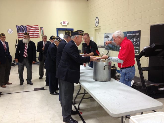 DHS Air Force JROTC served Veterans meals on Friday.