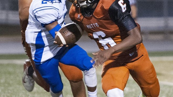 Hutto senior Davion Davis (6) has caught 18 touchdown passes this season. Davis also rushed for three scores in an area-round playoff game against Waller.