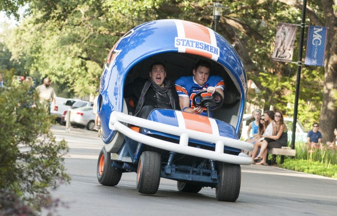 Jonah Hill, left, and Channing Tatum go undercover on a college campus in "22 Jump Street."