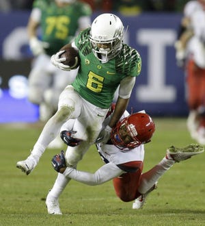 Former Seabreeze standout Charles Nelson (6) figures to be heavily involved in Oregon's plans.