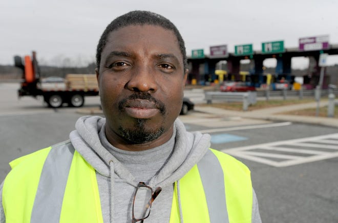 Mass. Pike toll worker Peter Kusi, of Worcester, performed CPR last Thursday in the parking lot of Exit 11a for Rte. 495.

Daily News Staff Photo/Art illman