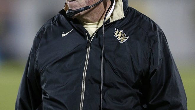 Coach George O’Leary of UCF thinks 10 wins is a “a benchmark in college football.” The Knights are 9-3 headed into the Bitcoin St. Petersburg Bowl against N.C. State. (Joe Robbins/Getty Images)