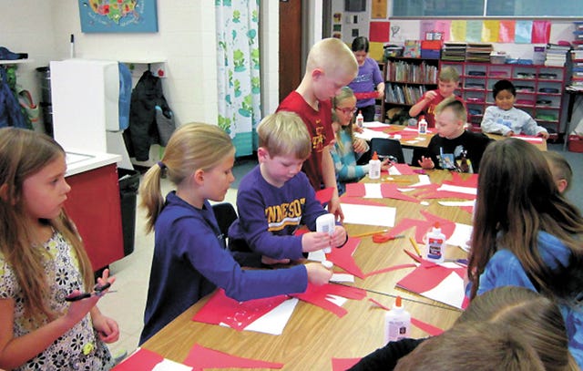 TAG class assists R-S Pre-K students