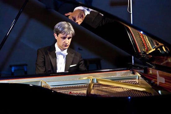International piano virtuoso Francesco Attesti will perform in Fernandina Beach on Friday, Jan. 30.