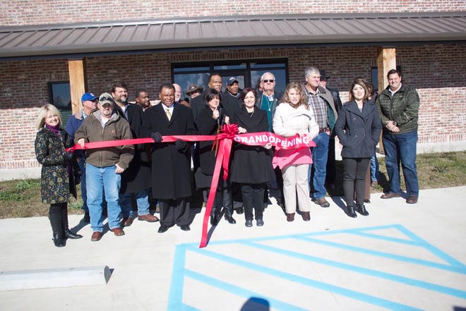 The Donaldsonville Chamber of Commerce and the Parish of Ascension welcomed the USDA Service Center with a ribbon cutting ceremony on Jan. 8 to celebrate the completion of the new facility located at 2259 Business Park Blvd, Donaldsonville.