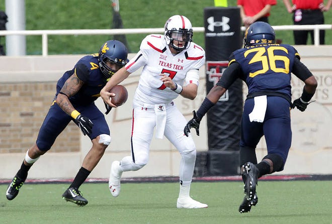 Texas Tech's Davis Webb should be a full participant in spring practice. (FILE)