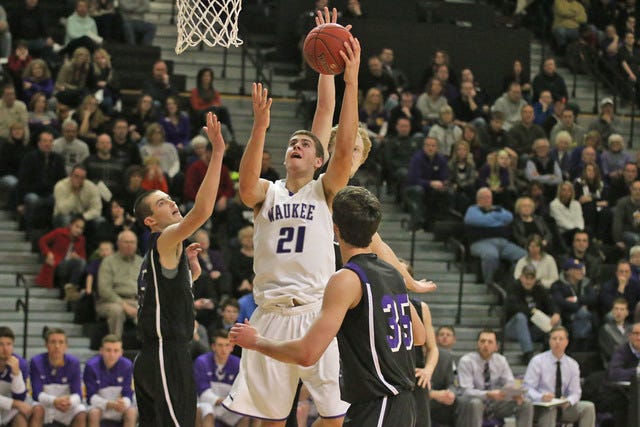 Waukee advances in substate with win over Johnston