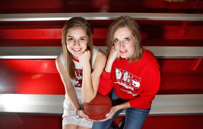 Kelsey Johnson, left and her mother Kelly Johnson at Washington High School in Washington, Wednesday March, 11 2015. Photo By Steve Gooch, The Oklahoman