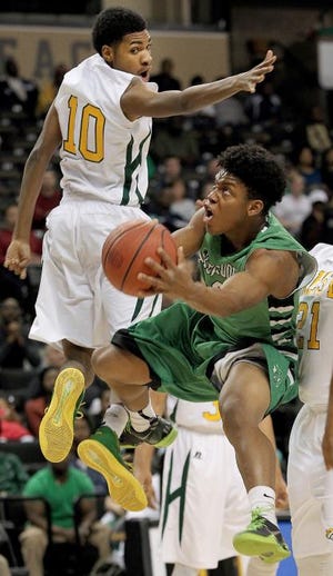 Z'Andre Givens and his Ashbrook teammates face Fayetteville Terry Sanford Saturday for the 3A state championship.