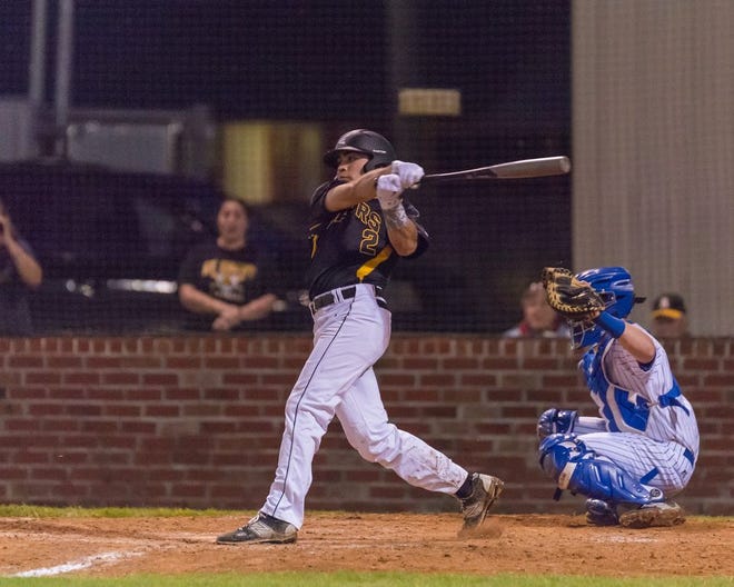 St. Amant's Brock Bowen went 3-4 with a homer and five RBIs against Jesuit in the Gators' 8-7 win. Photos by DKMoon Photography.