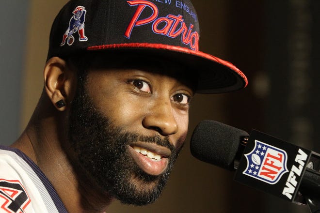 Darrelle Revis spent a year with the Patriots before joining the Jets in March.