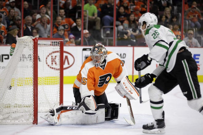 Philadelphia's Steve Mason can't stop a goal by Dallas' Brett Ritchie during a game on March 10, 2015.
