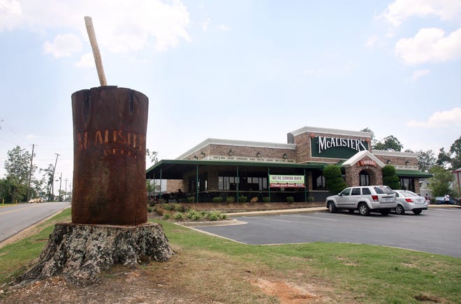 On April 27, 2011, Tuscaloosa was devastated by a tornado. McAlister’s Deli was on the edge of the storm’s path. An oak tree that stood in front was destroyed, but the restaurant suffered minor damage. A few months later, what remained of the tree was carved into a giant glass of McAlister’s sweet tea.