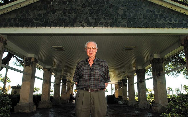 FILE Rabbi Israel Dresner stands in front of the Slave Market on the Plaza de La Constitucion in 2004, forty years after he marched in St. Augustine in support of Civil Rights.