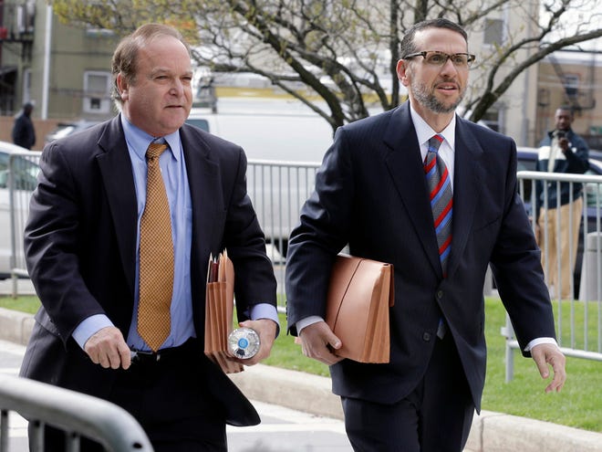 David Wildstein, right, arrives with his attorney Alan Zegas at federal court for a hearing Friday, May 1, 2015, in Newark, N.J.