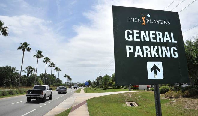 Bruce.Lipsky@jacksonville.com--05/05/15--Signage along A1A directs fans to parking for The Players on Tuesday on May 5, 2015, in Ponte Vedra Beach, Florida. (Florida Times-Union, Bruce Lipsky)