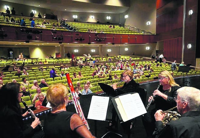 Hundreds of visitors poured into the new Venice Performing Arts Center for a 
grand opening performance in November. H-T ARCHIVE / 2014
