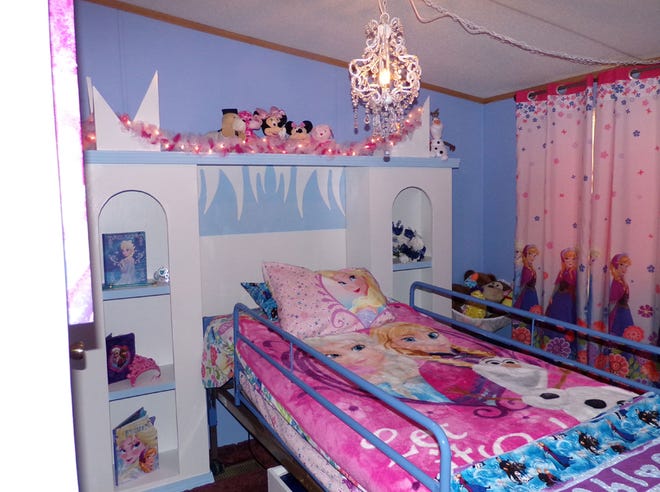 After the makeover by Special Spaces of Panama City, the décor in Chloe Clements’ bedroom now is based on the movie “Frozen”.