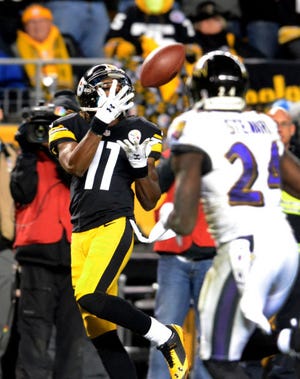 The Steelers' Markus Wheaton catches a touchdown against the Ravens during the Nov. 2, 2014, game.