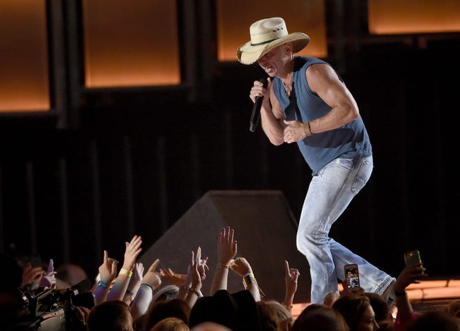 Kenny Chesney was back in Pittsburgh on Saturday night for his eighth time headlining Heinz Field.