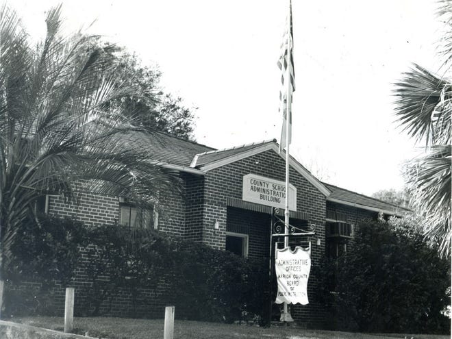 The county school superintendent and his small staff moved from offices in the county courthouse to a new administration building on East Broadway in late 1937.