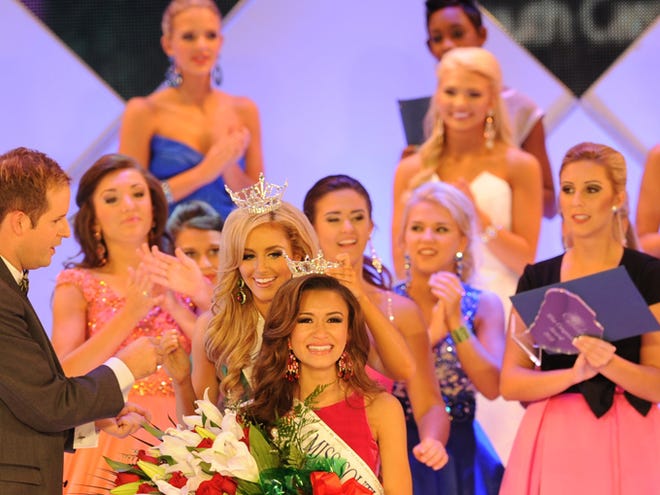 Sarah Hamrick of Cowpens was crowned Miss South Carolina Teen during the pageant at Township Auditorium in Columbia on Friday night.