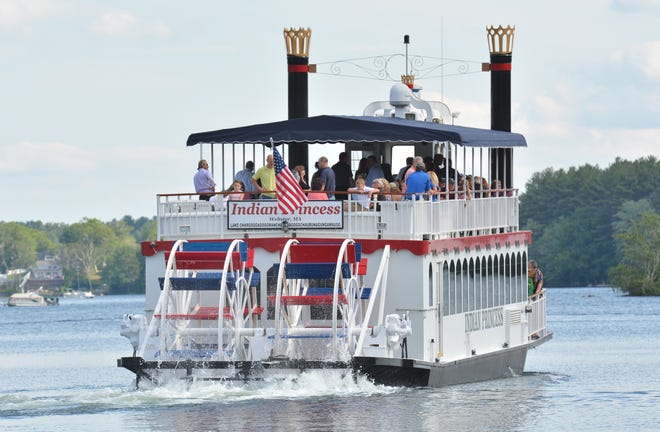 The Indian Princess paddles out on its maiden cruise on Webster Lake. Photo/Chris Christo