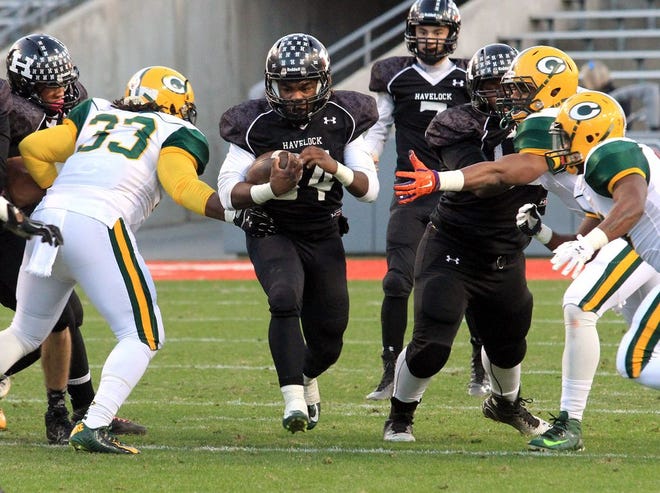 Havelock running back Tony Sharpe runs against Shelby Crest in last year's state championship game. Sharpe has been listed as the No. 4 junior running back in the country by USA Today.