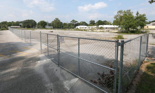 A vacant lot is seen off Mulberry Ave. on July 28 in Panama City. (Patti Blake | The News Herald)