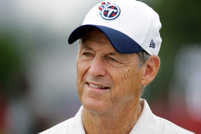 Tennessee Titans assistant head coach for defense Dick LeBeau talks with fans following training camp on Aug. 5 in Nashville, Tennessee. LeBeau's love of guitars makes him a perfect fit in Music City, and the history buff is a short drive from a handful of Civil War battlefields. But the Hall of Fame player and defensive coaching whiz hasn't had much time for either with Tennessee putting him to work for his 57th season in the NFL overseeing the Titans' defense.