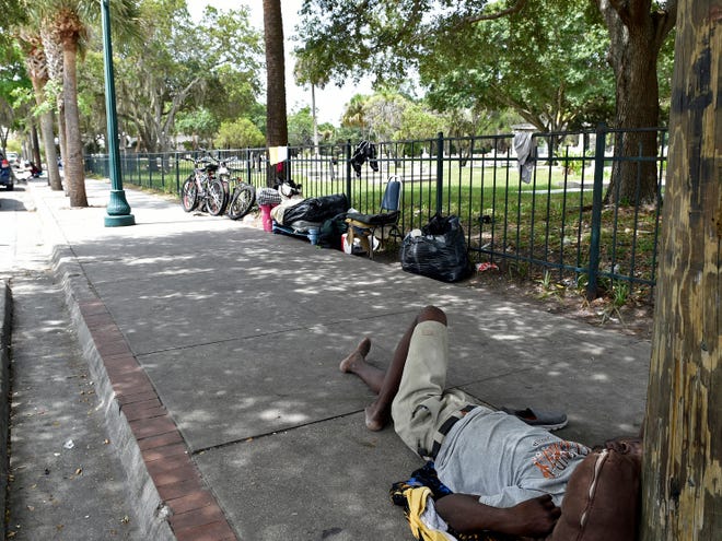 Sarasota city leaders on Monday seemed to open the door to conciliation with Sarasota County on a solution to area homelessness, such as in the Rosemary district on Central Avenue.