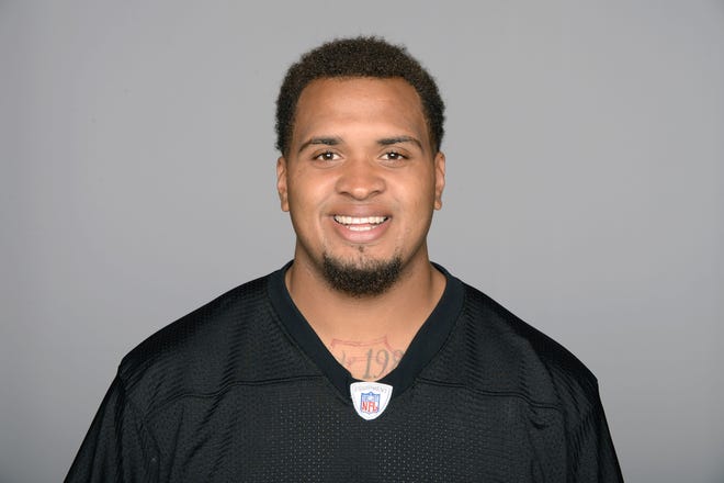This is a photo of Maurkice Pouncey of the Pittsburgh Steelers NFL football team. This image reflects the Pittsburgh Steelers active roster as of Tuesday, June 16, 2015. (AP Photo)