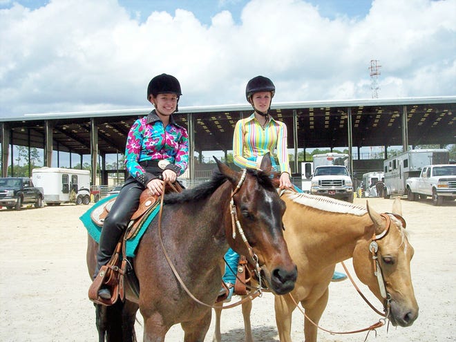 Clay County 4-H hosts "4-H End of Summer Daze" event for all horse-riders, both member and non members, on Labor Day weekend.
