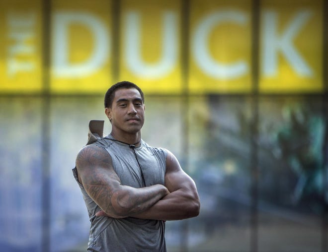 Oregon linebacker Tui Talia, a senior, has been competing to replace Arik Armstead’s open spot on the defensive line this fall. (Andy Nelson/The Register-Guard)