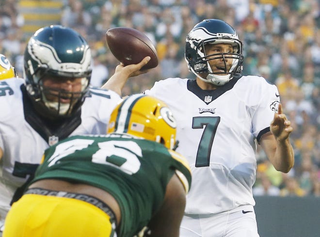 Philadelphia Eagles quarterback Sam Bradford throws during the first half of an NFL football game against the Green Bay Packers Saturday, Aug. 29, 2015, in Green Bay, Wis. (AP Photo/Mike Roemer)