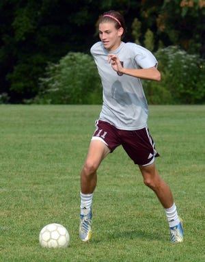 (File) Pat McCarthy, a returning soccer player at Cinnaminson High School, takes part in a one-v-one attacking & defending drill.