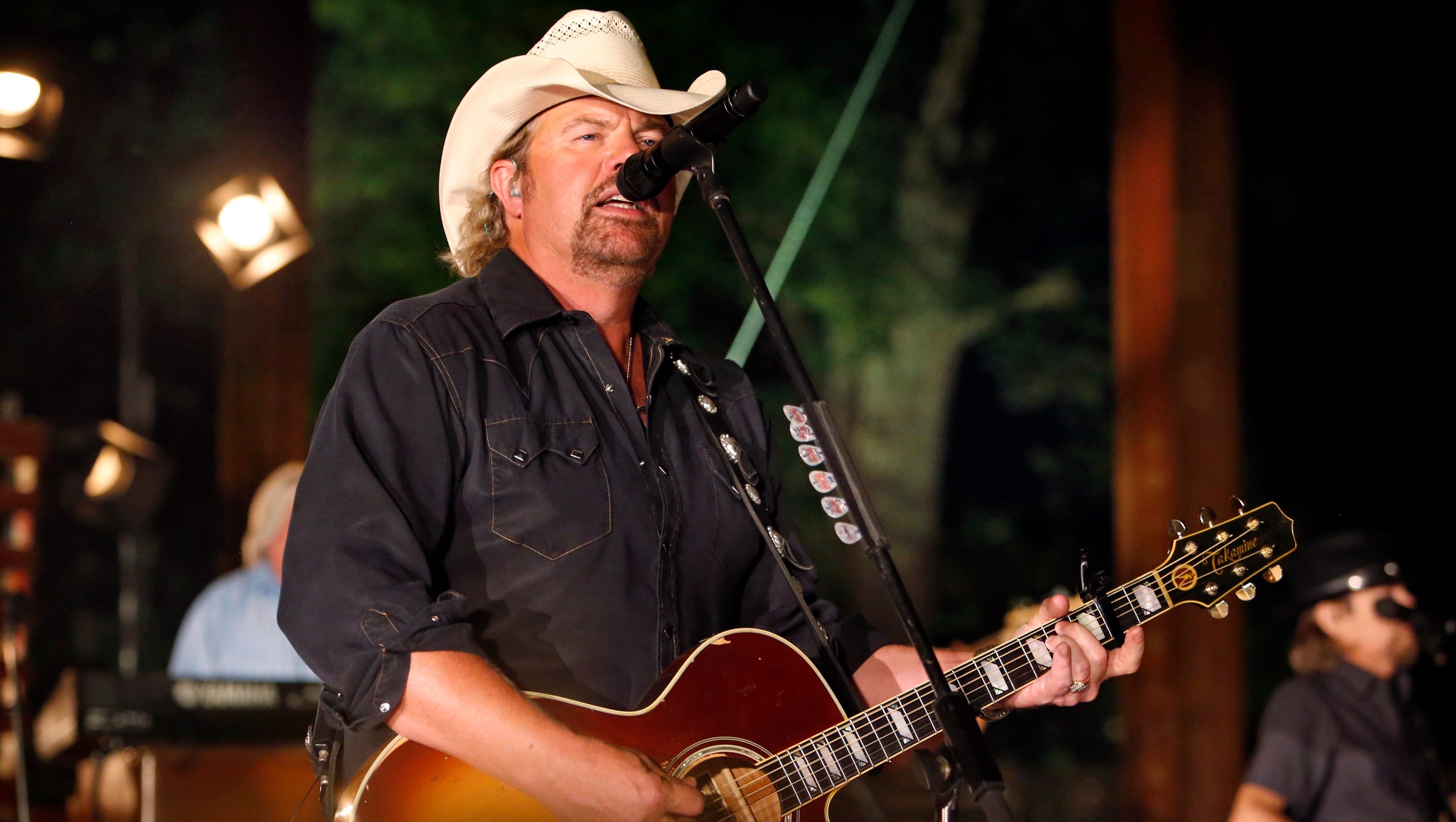 Toby Keith performs in Norman for TV special honoring his community