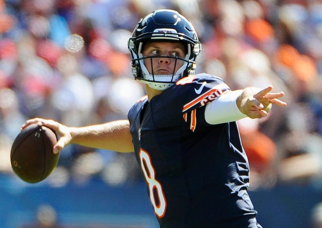Jimmy Clausen went 14 of 23 for 121 yards with one interception Sunday in relief of injured Jay Cutler in the Chicago Bears' 48-23 loss to the Arizona Cardinals. DAVID BANKS/THE ASSOCIATED PRESS