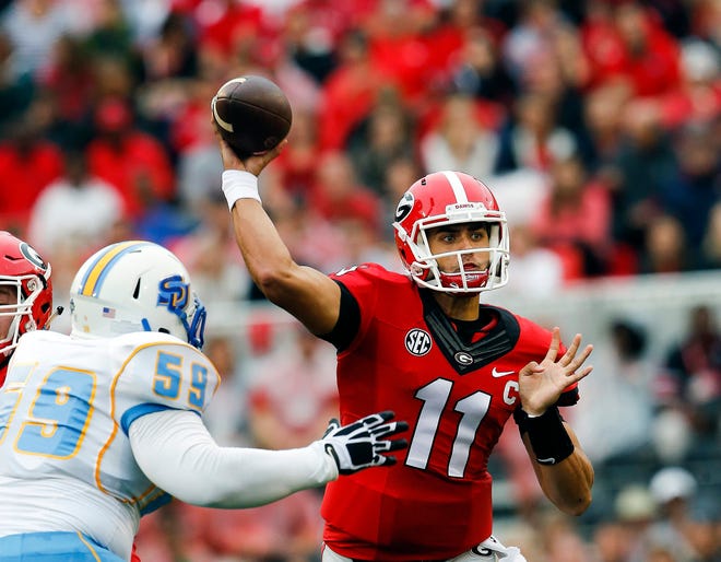 Georgia quarterback Greyson Lambert and the Bulldogs host Alabama on Saturday in a key matchup of Top 25 teams. (AP Photo/John Bazemore)