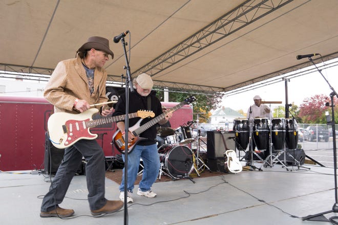 The Mark Arshak Band got the party started on Oct. 18, 2014, at the Blues-n-Brews Festival.