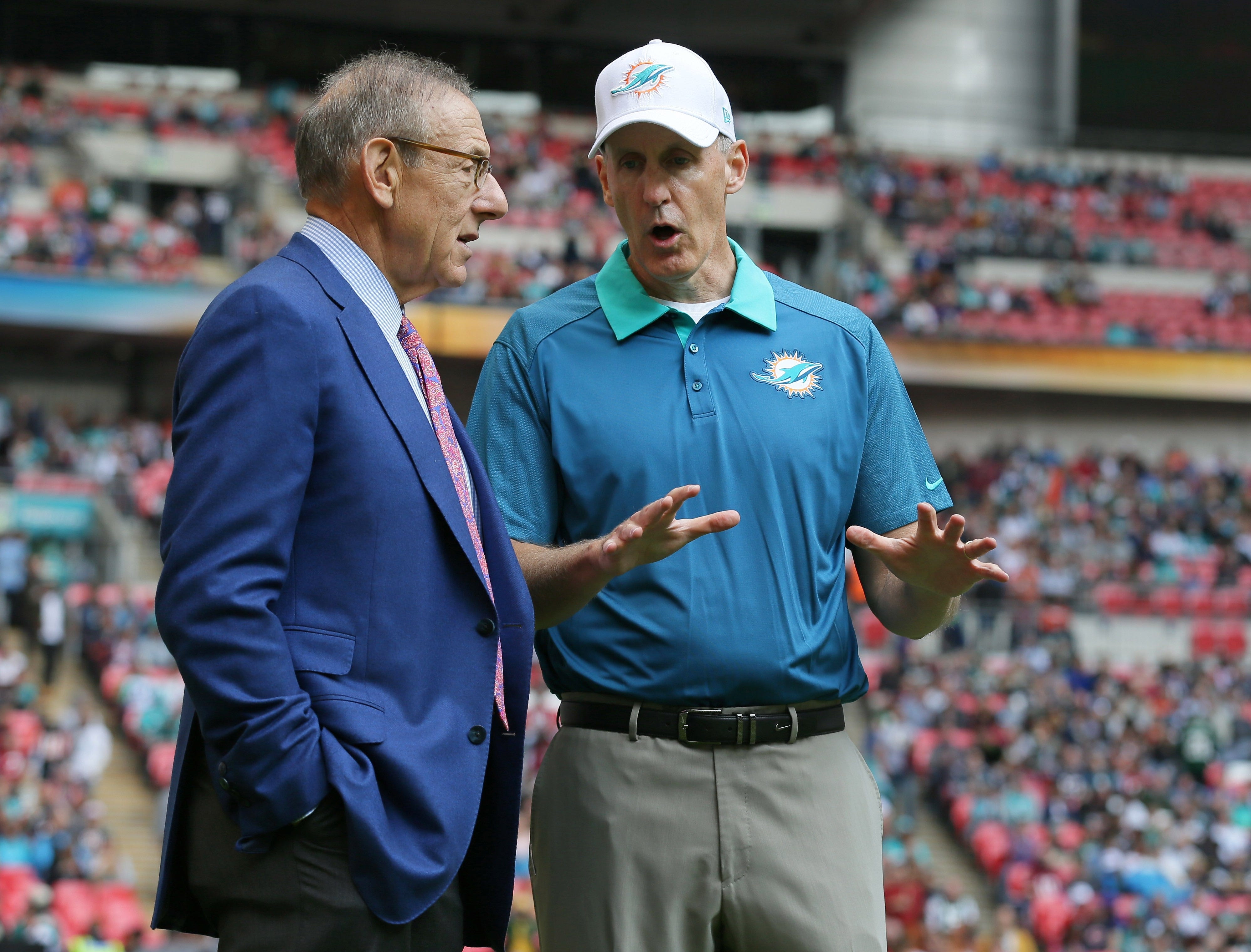 Dolphins fire coach Joe Philbin; Dan Campbell takes over